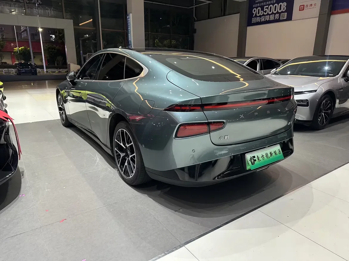 Xpeng P7