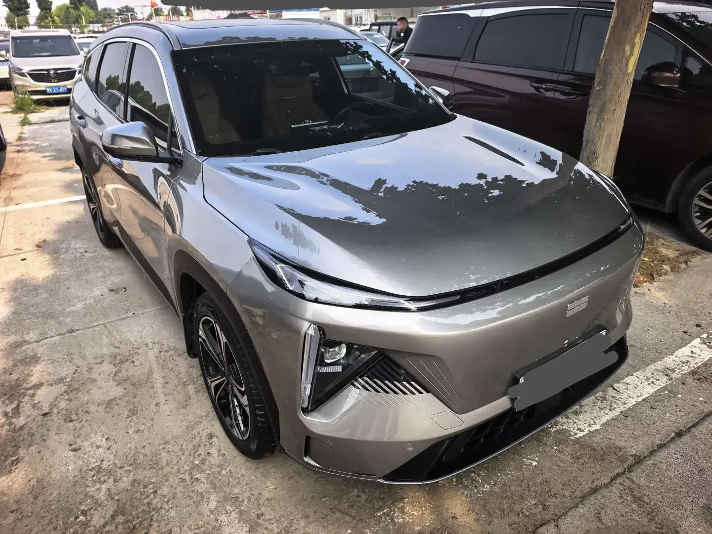 Geely Galaxy L7
