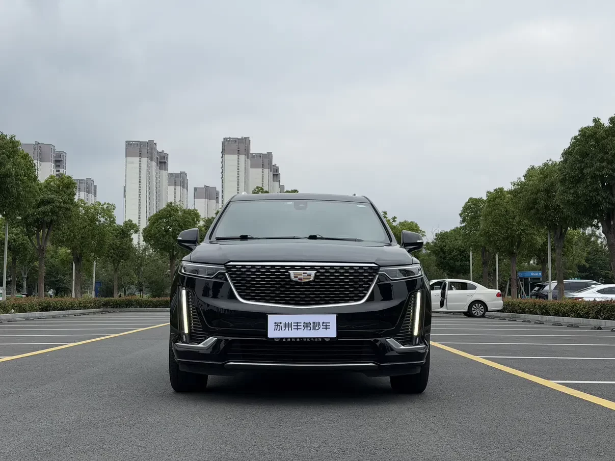 Cadillac XT6