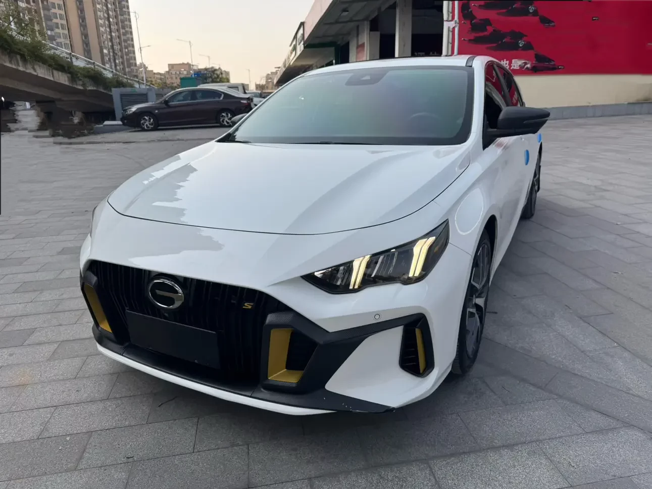 GAC Trumpchi Empow  из Китая