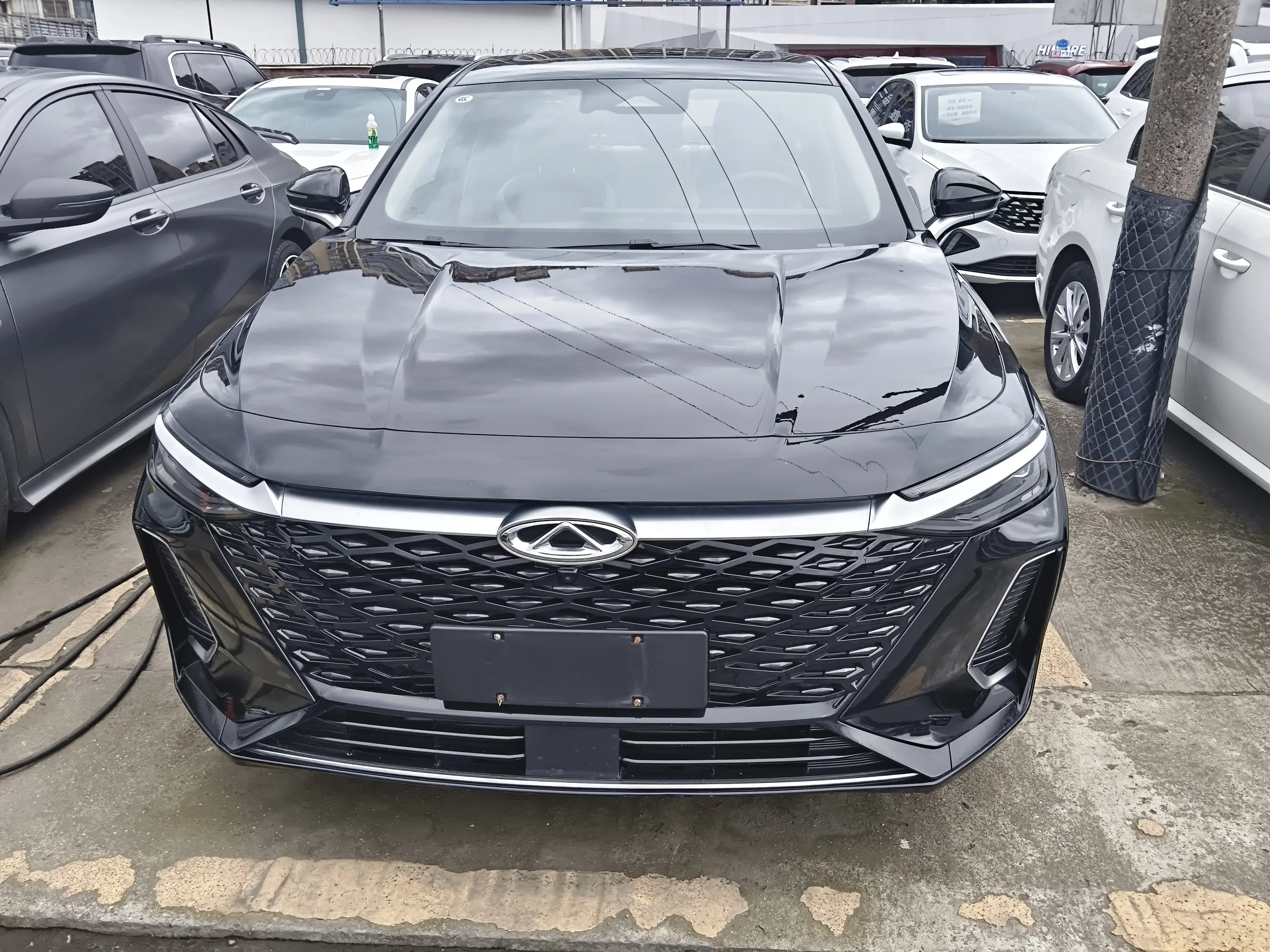 Chery Arrizo 8