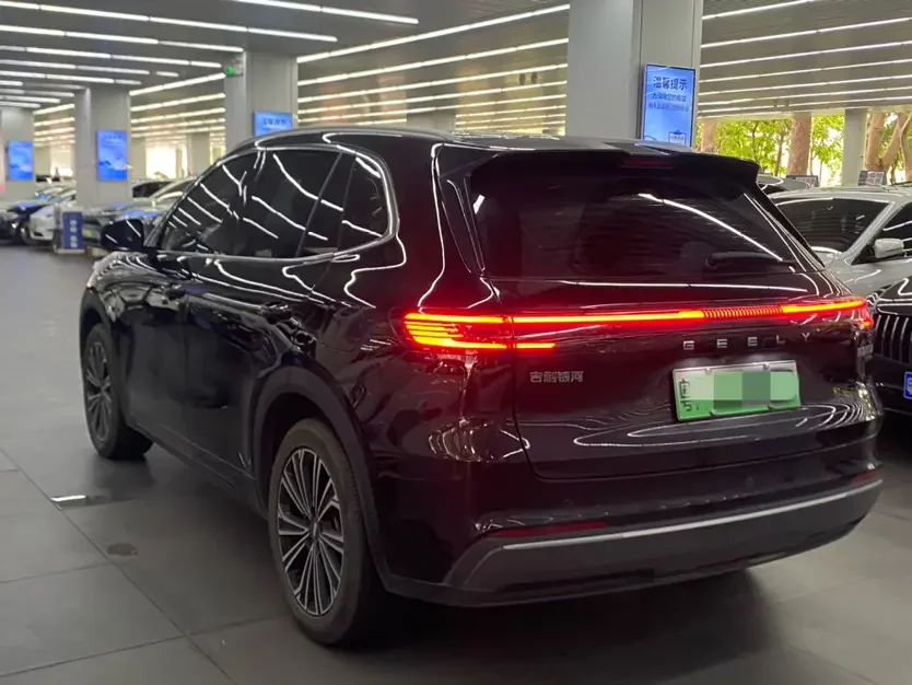 Geely Galaxy Starship 7 EM-i