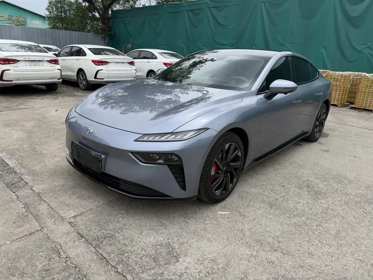 Dongfeng Yipai 007  из Китая