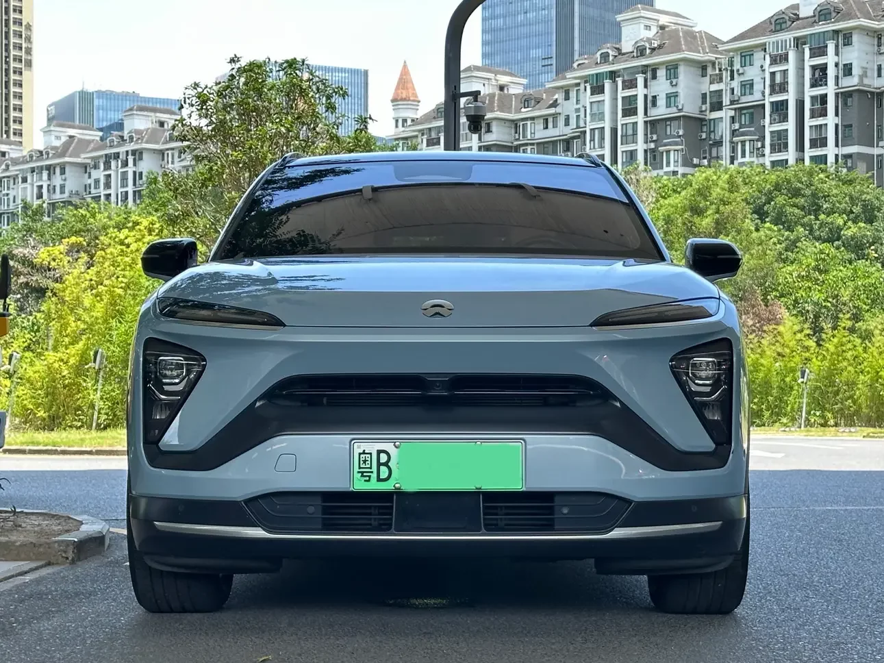 NIO ES6