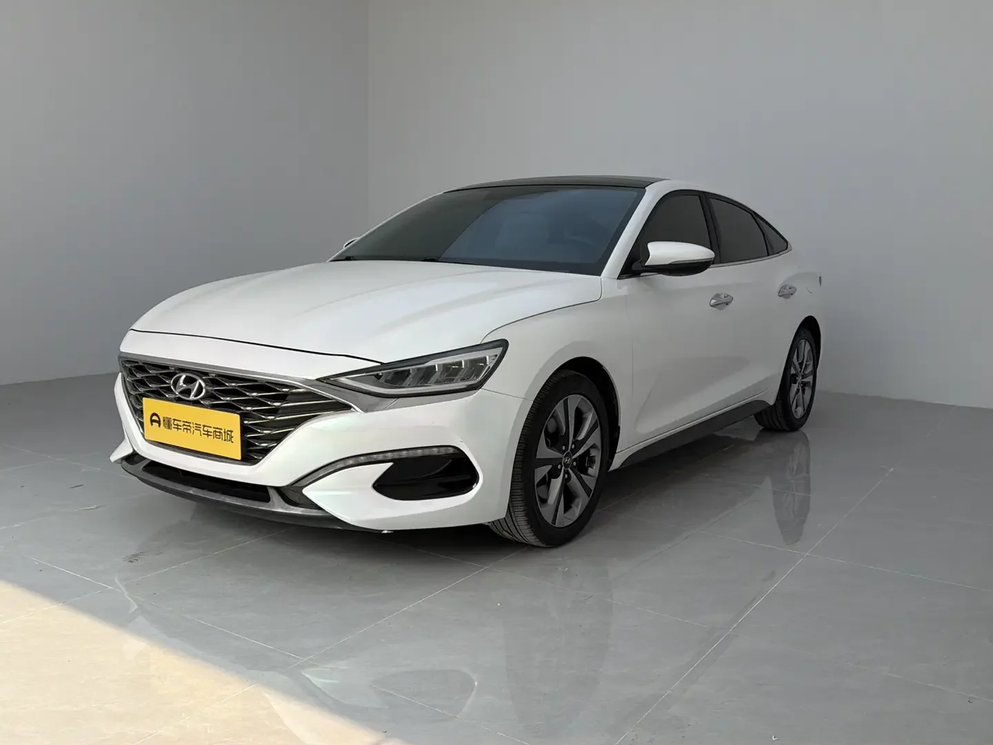 Hyundai Lafesta