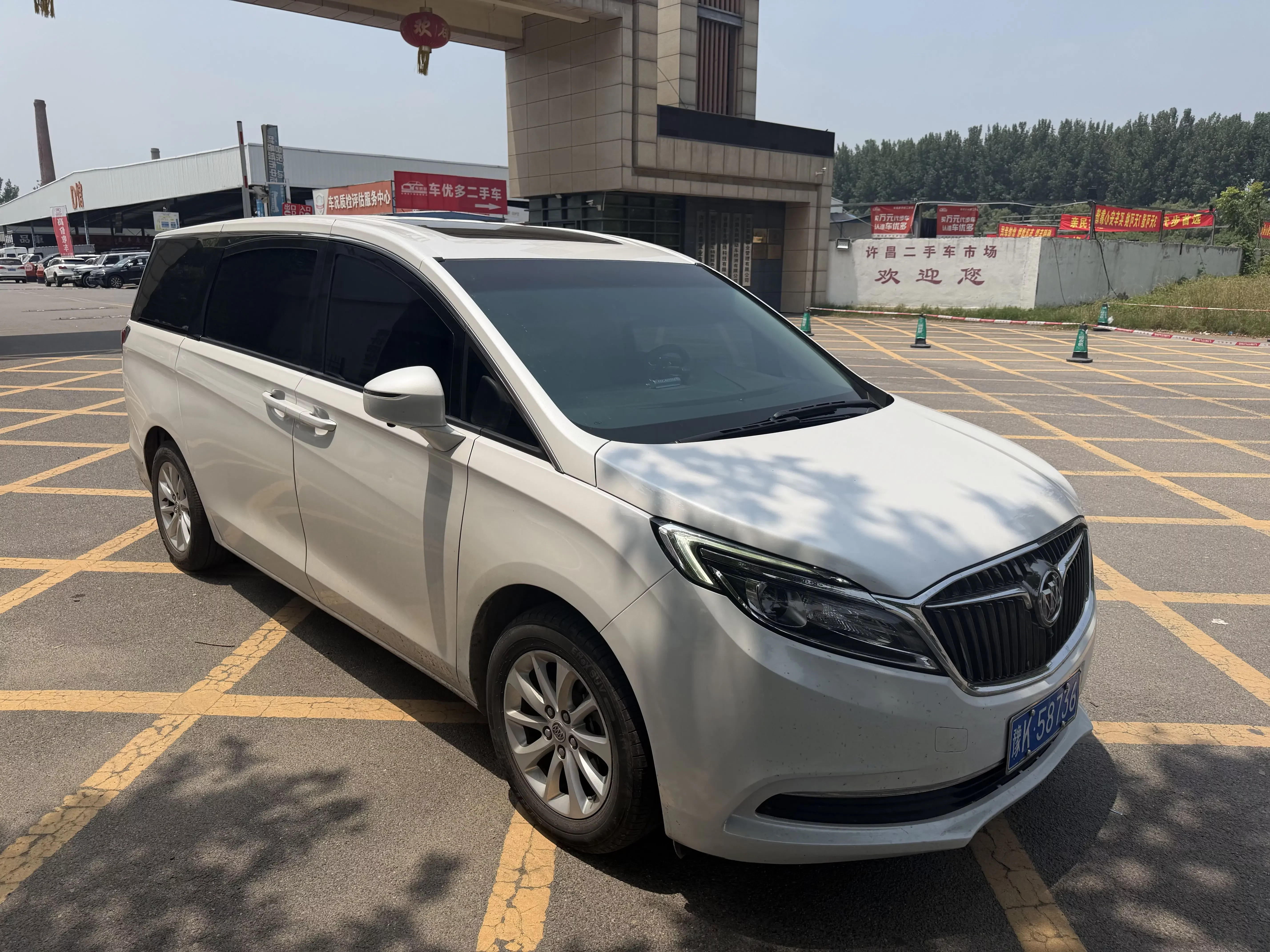 Buick GL8