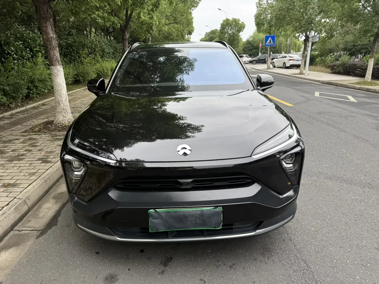 NIO ES6