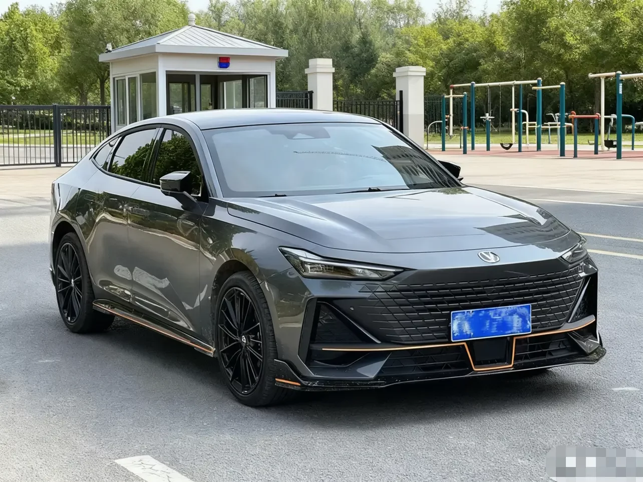 Changan UNI-V