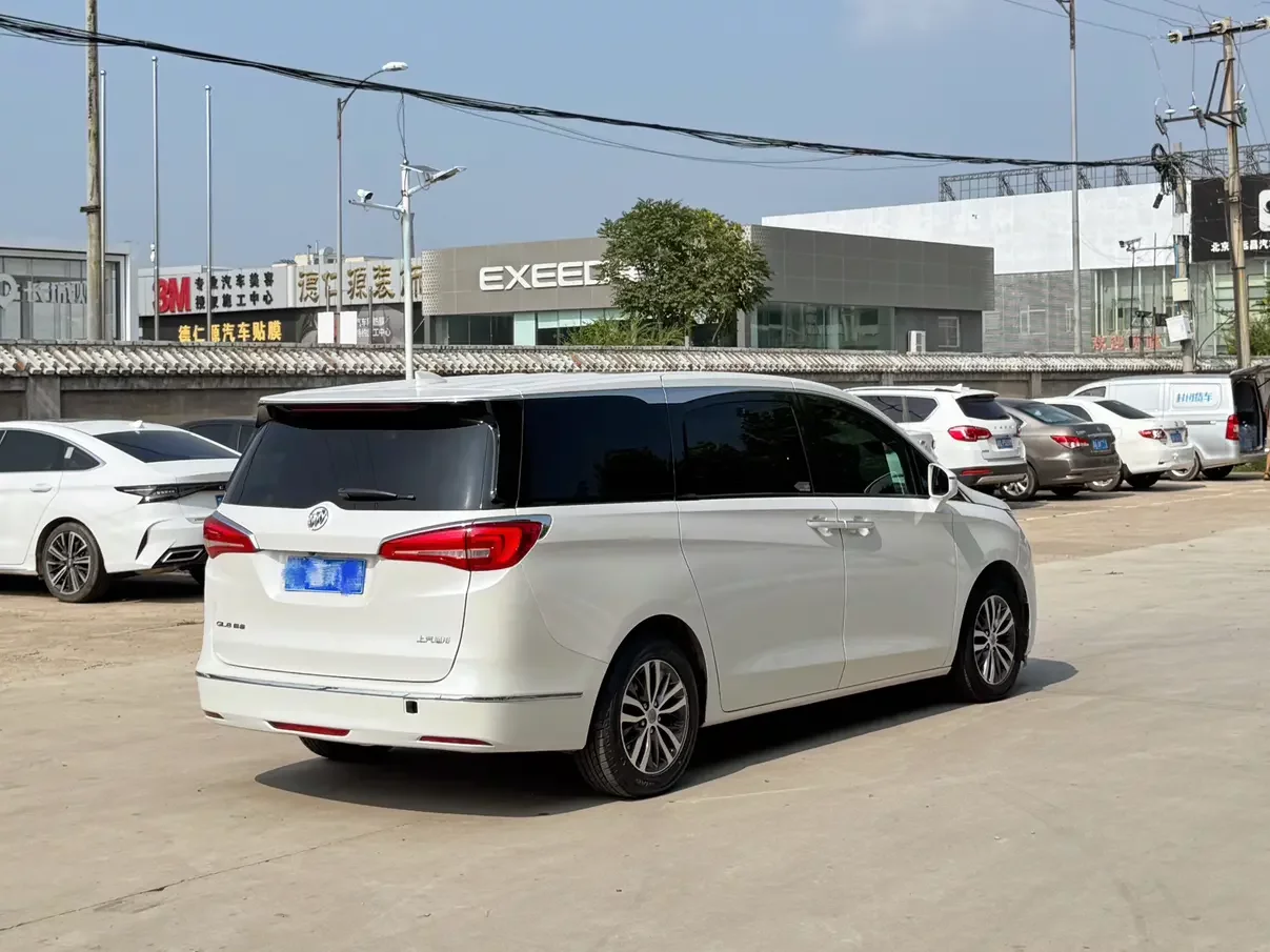 Buick GL8
