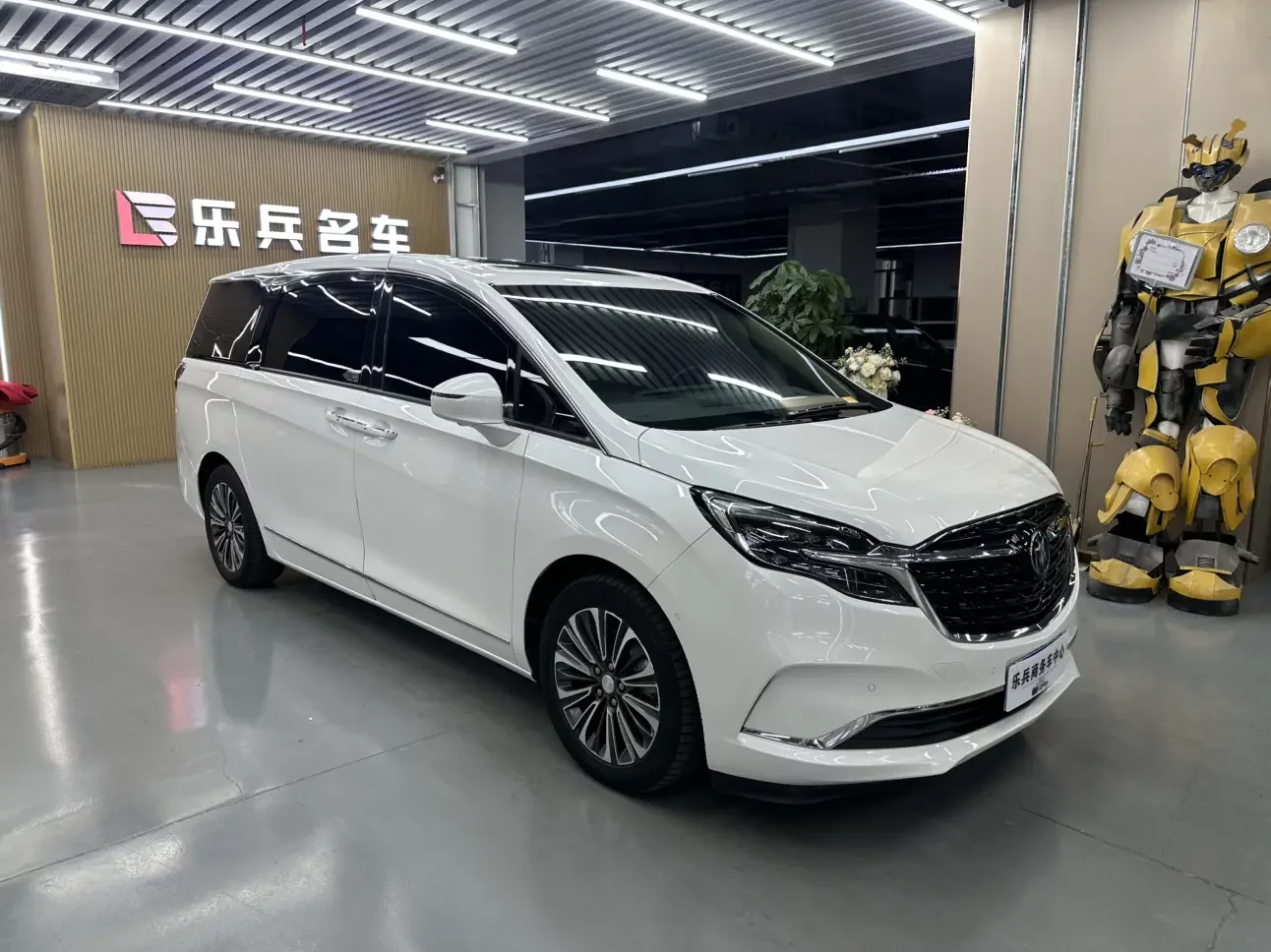 Buick GL8