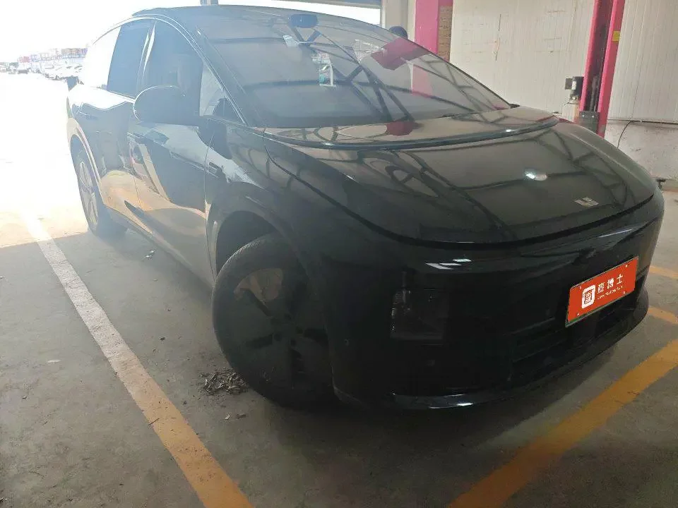 Li Ideal i8