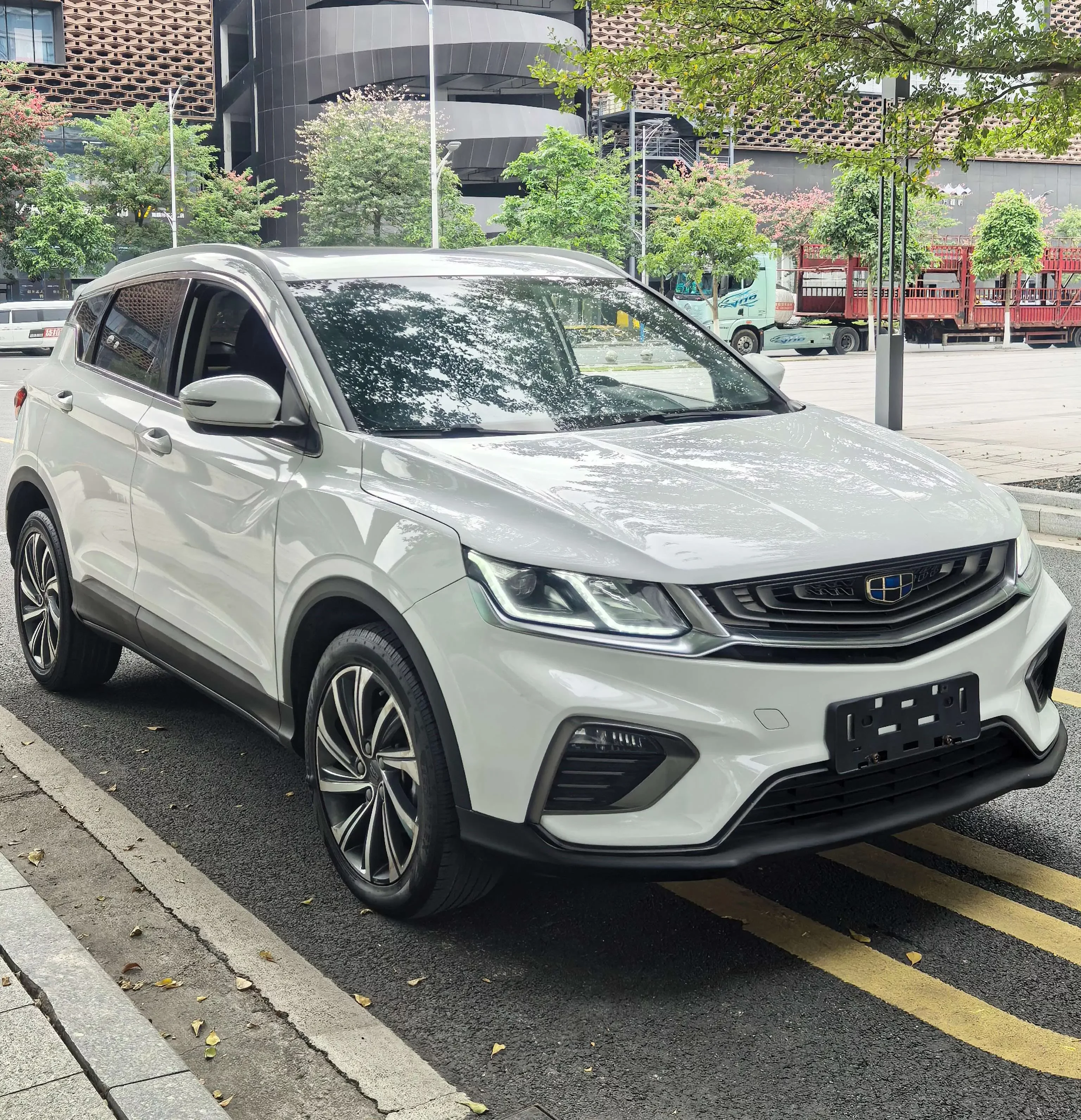 Geely Coolray SX11