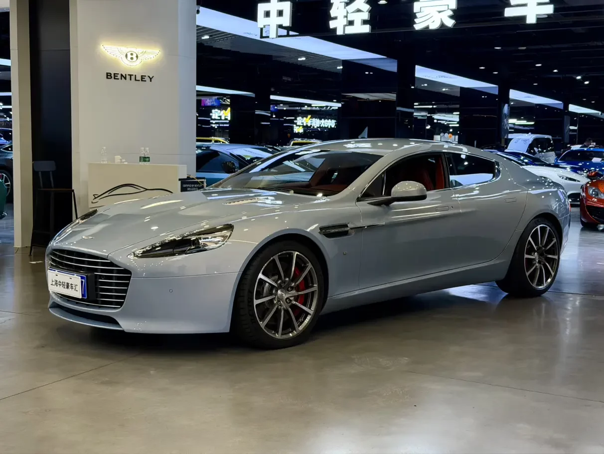 Aston Martin Rapide