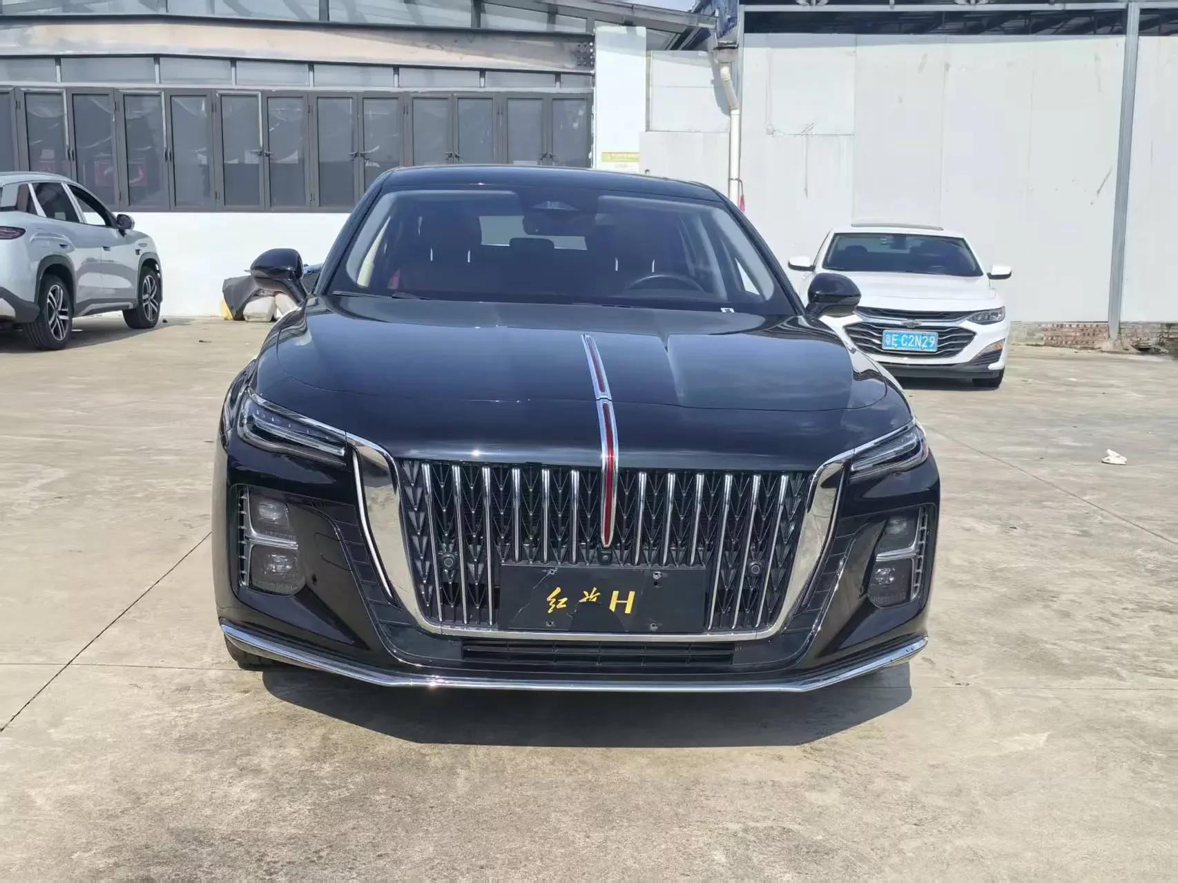Hongqi H5