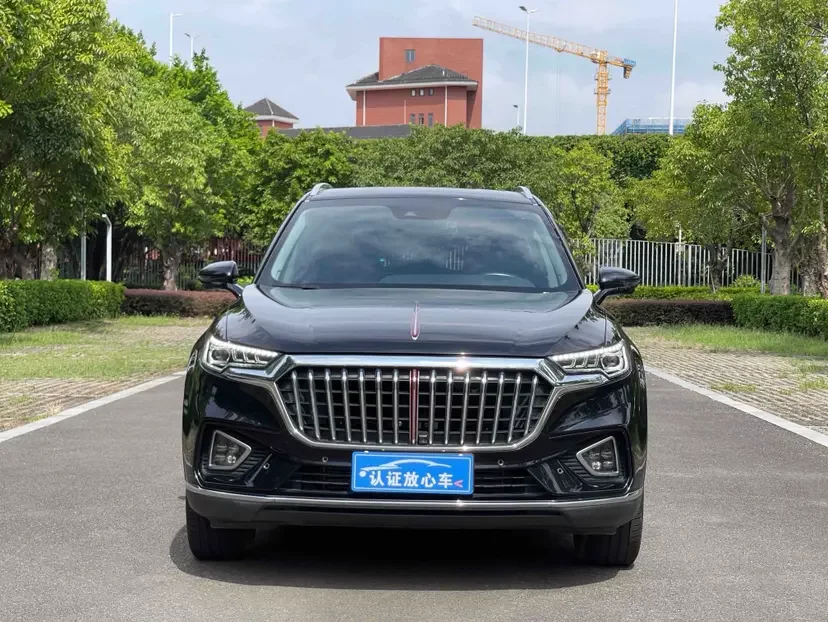 Hongqi HS5  из Китая