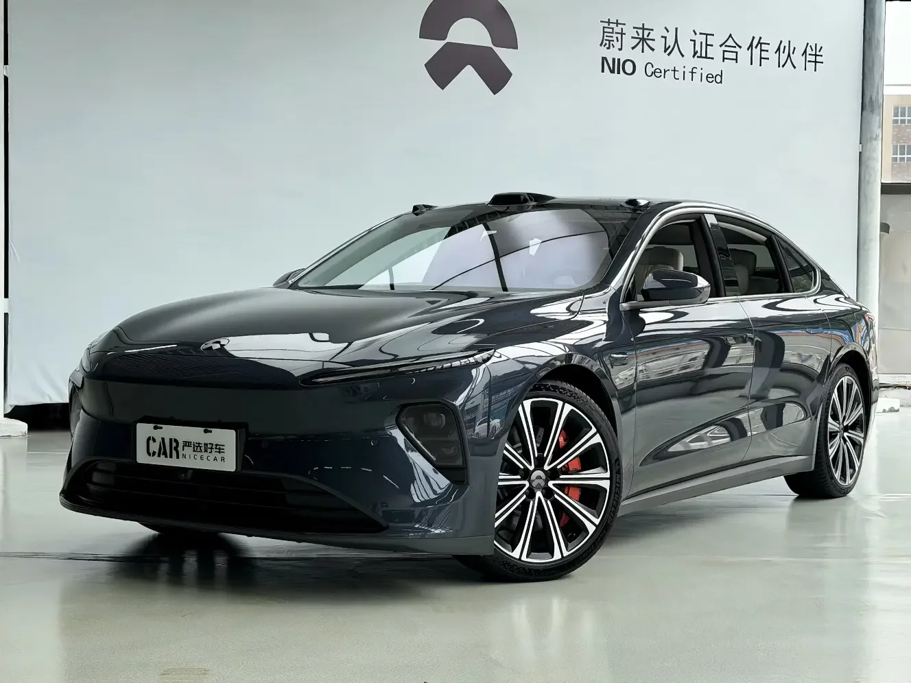 NIO ET7
