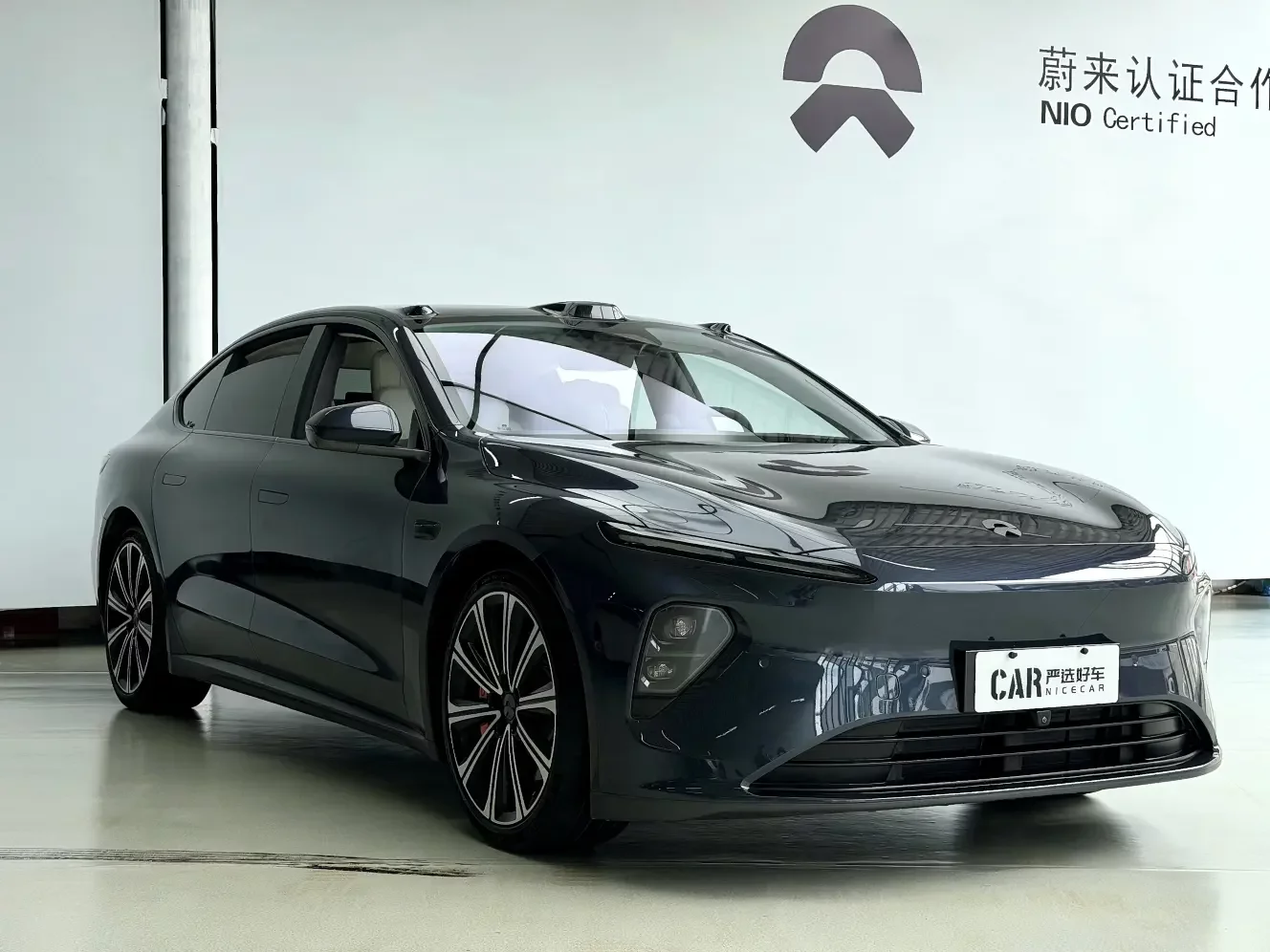 NIO ET7