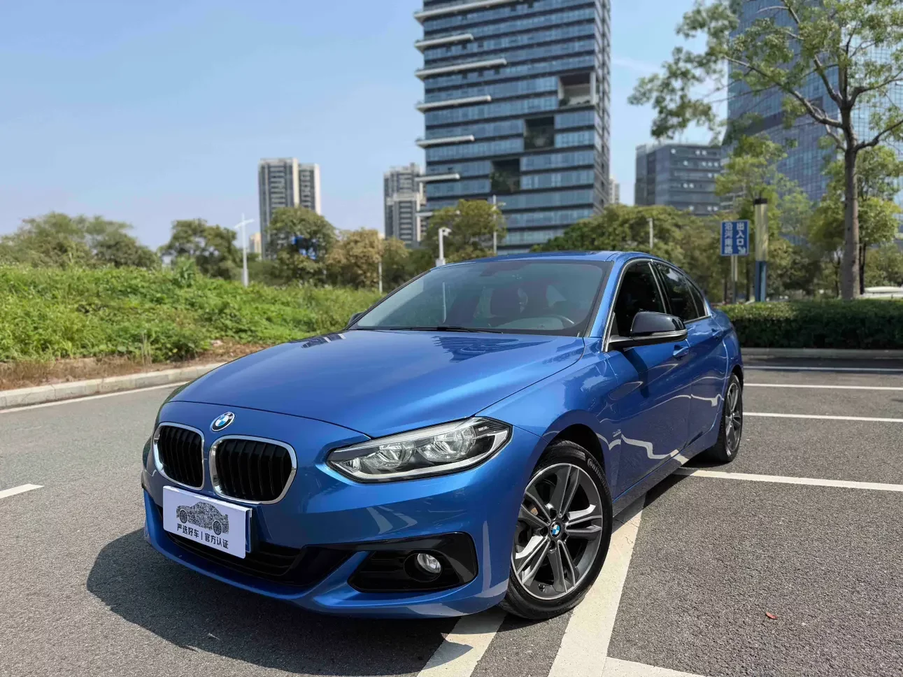 BMW 1 Series  из Китая