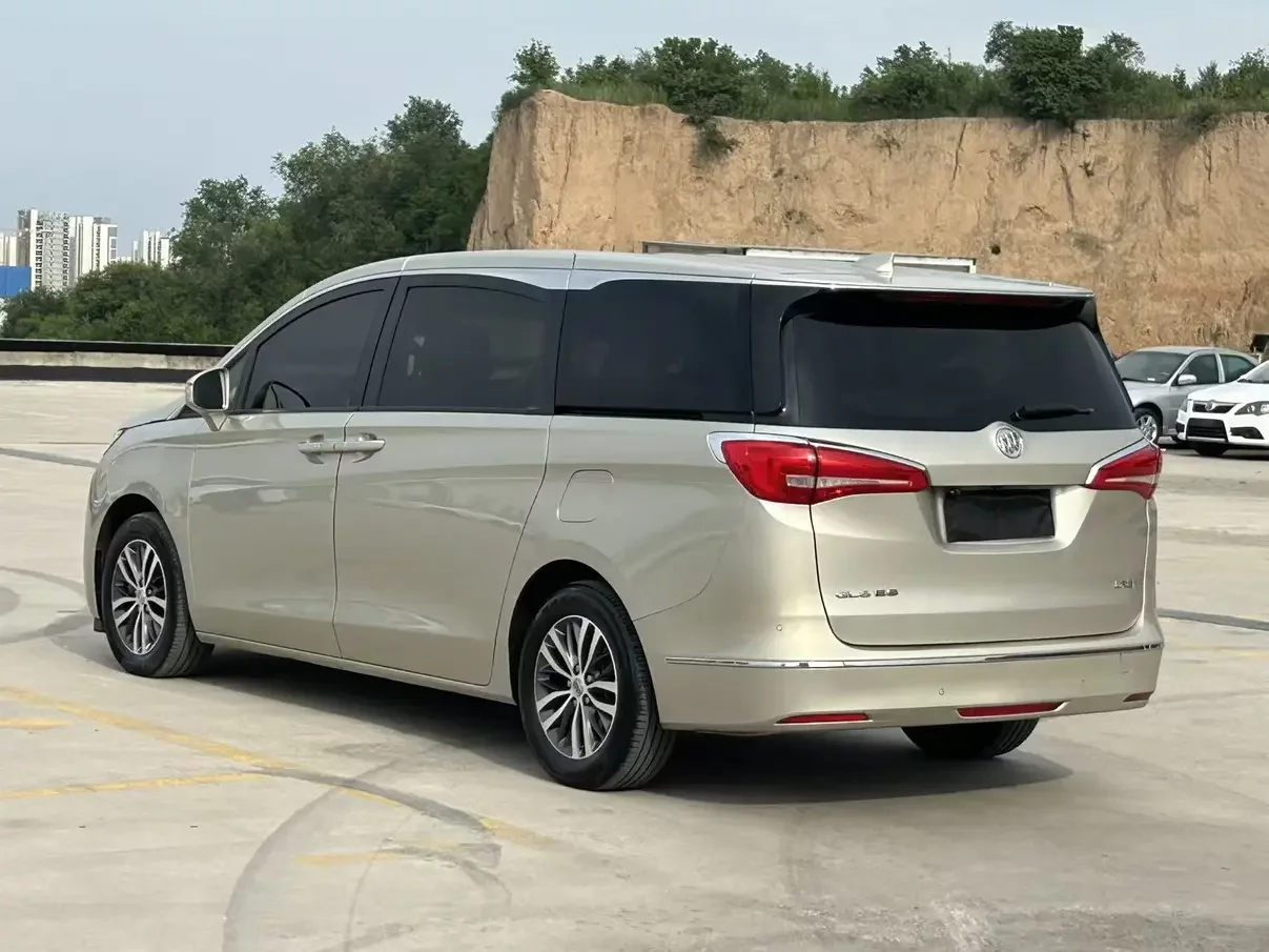 Buick GL8