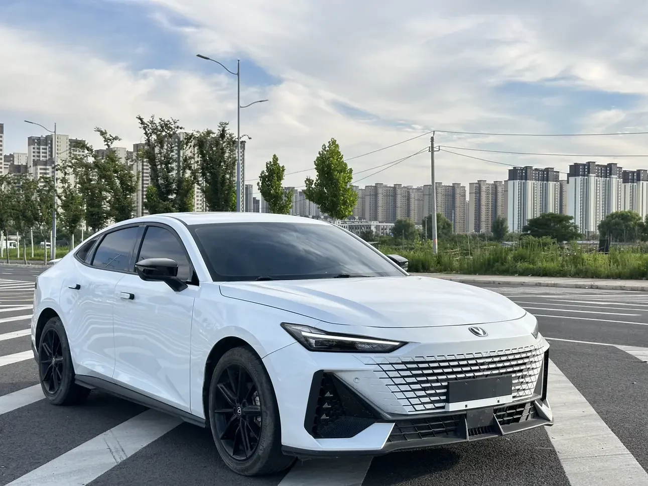 Changan UNI-V