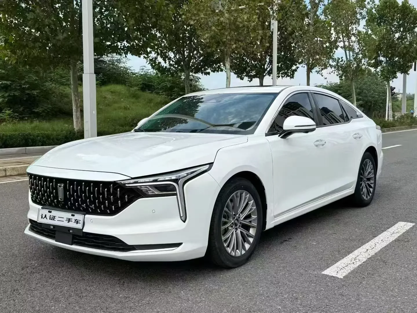 FAW Bestune B70