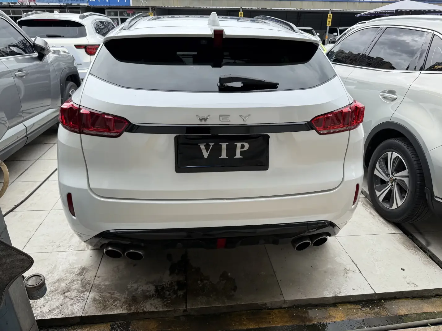 Wey Wei brand VV7