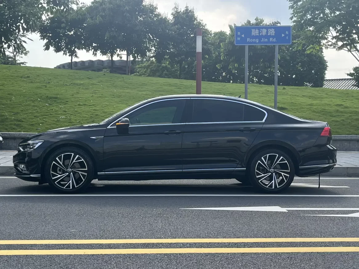 Volkswagen Magotan