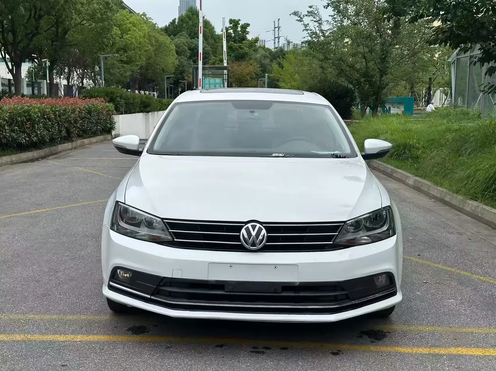 Volkswagen Sagitar
