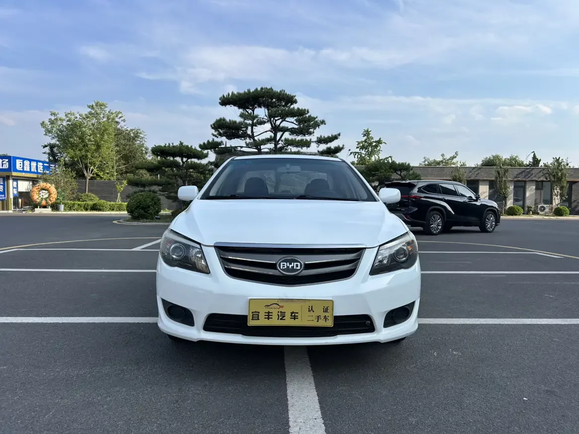BYD L3