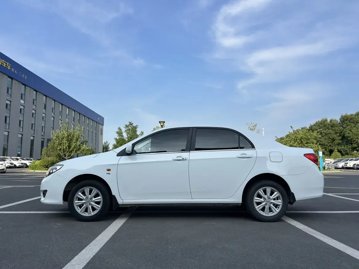 BYD L3
