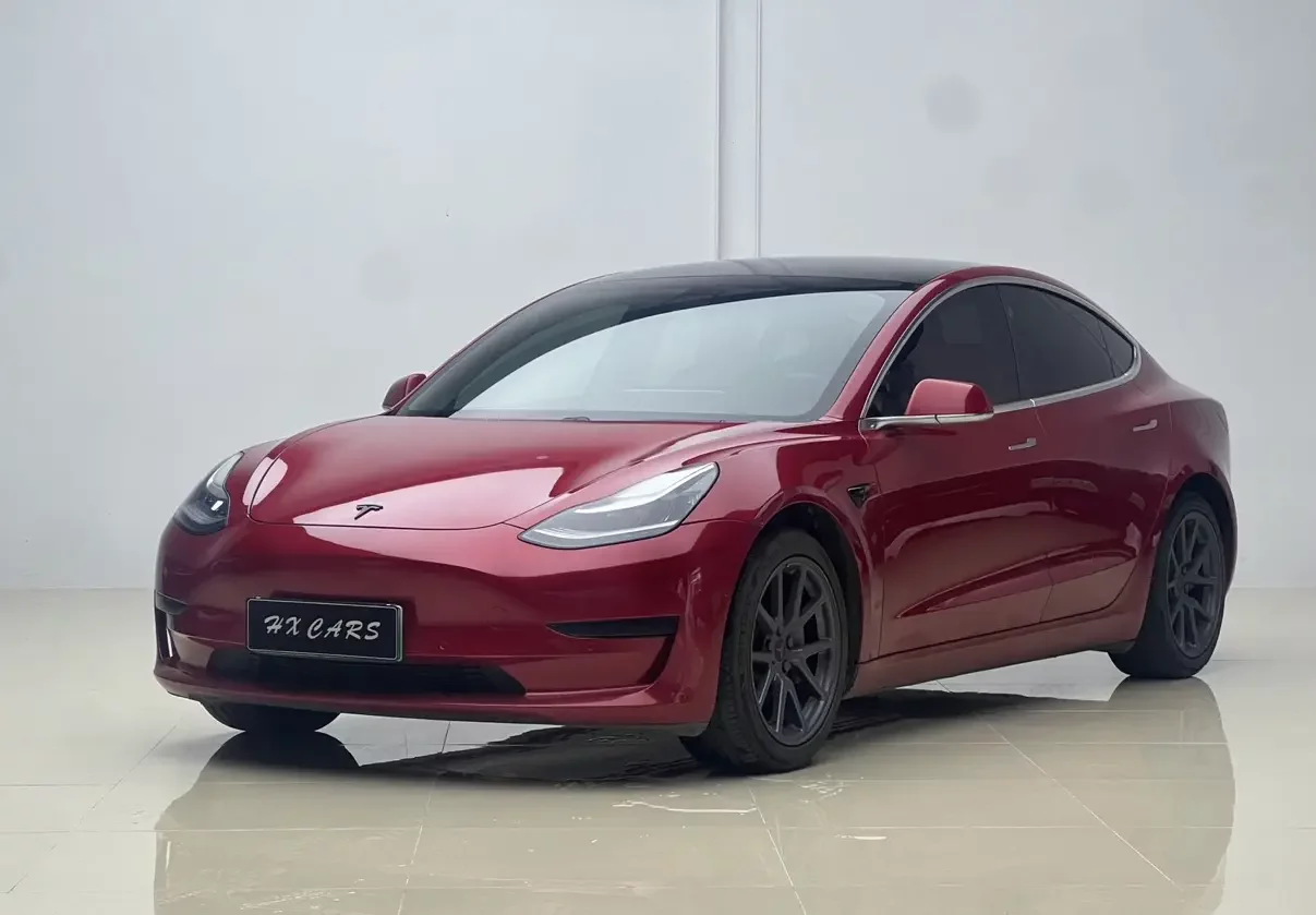 Tesla Model 3  из Китая
