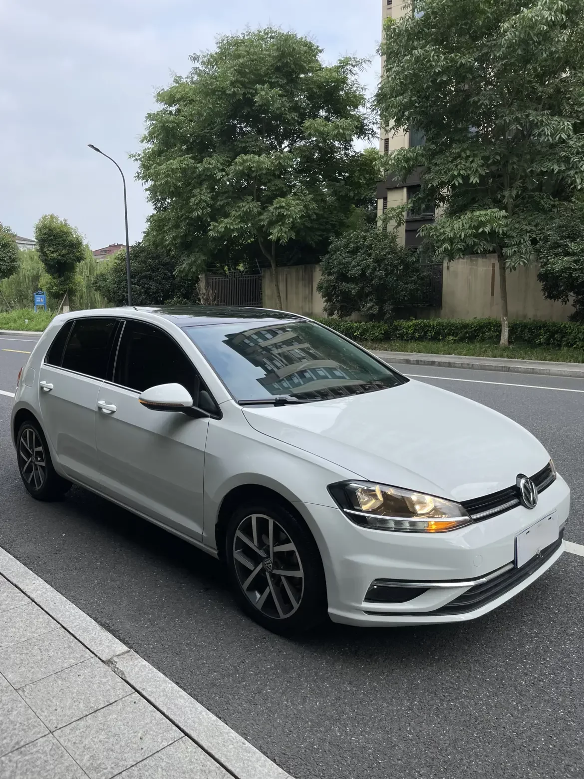 Volkswagen golf