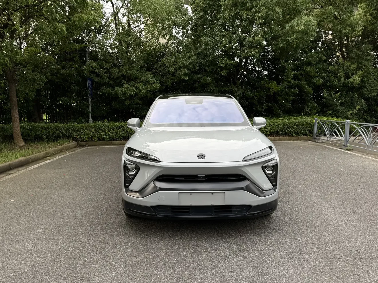 NIO EC6  из Китая