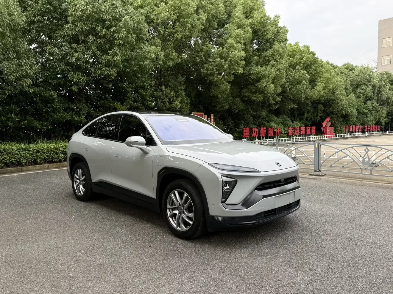 NIO EC6
