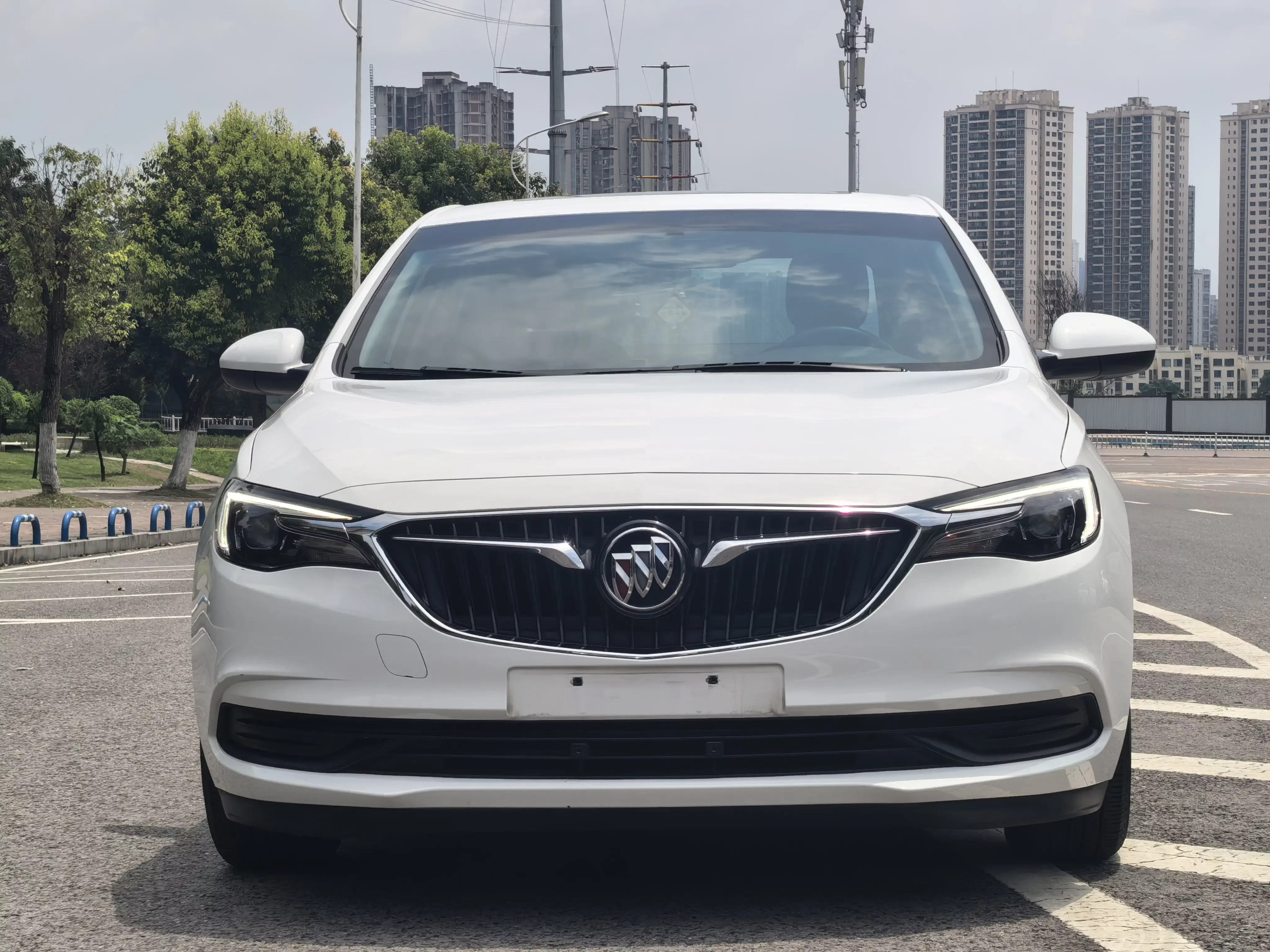 Buick Yinglang