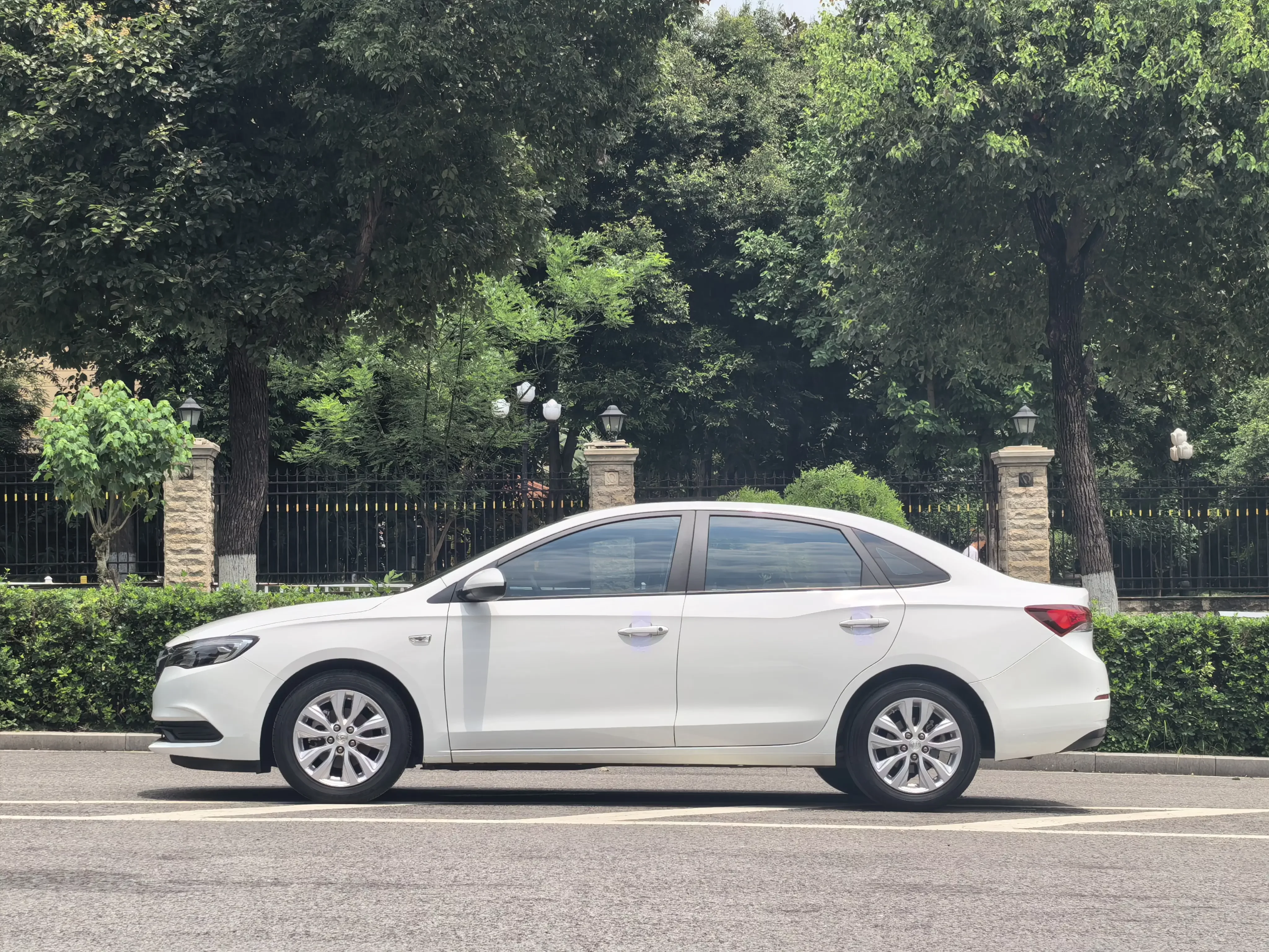Buick Yinglang