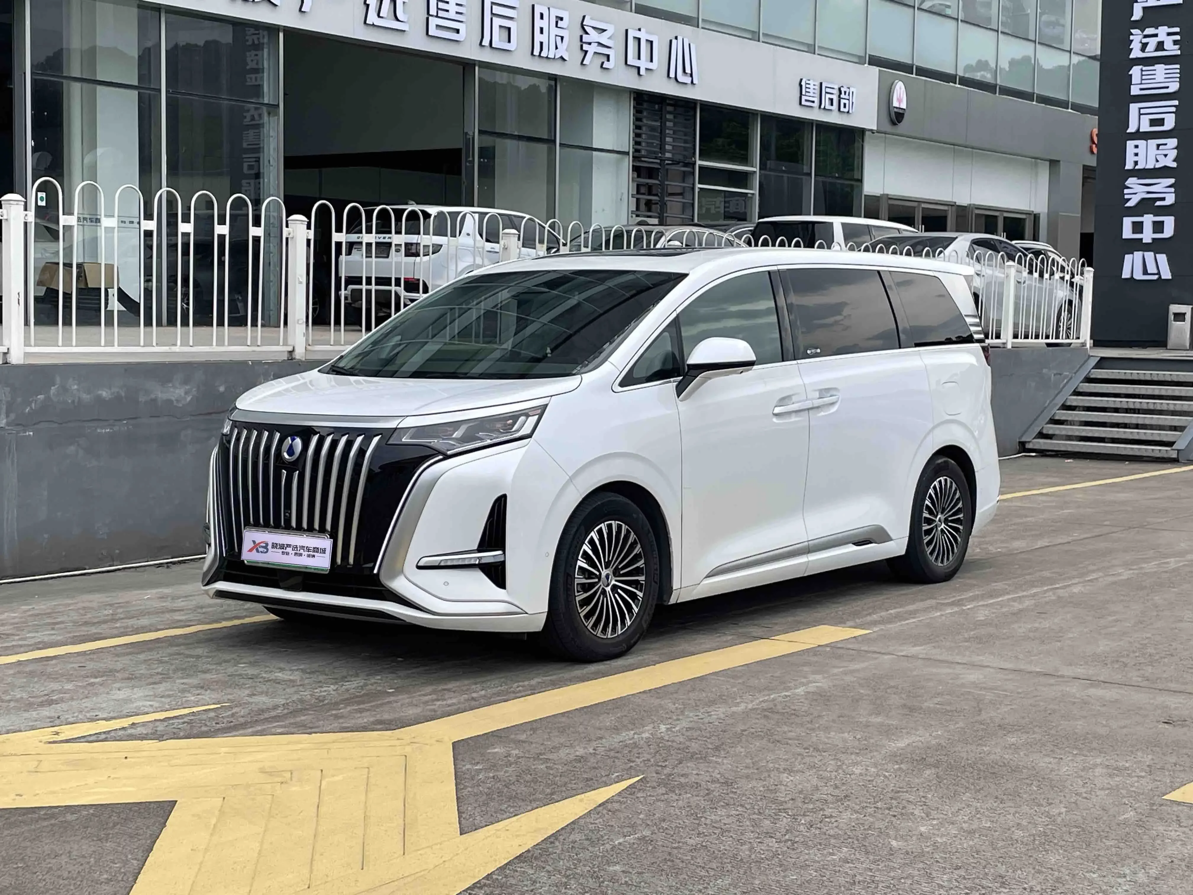 Denza D9 EV