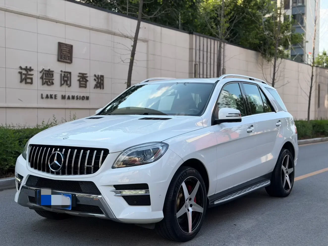 Mercedes-Benz M Class