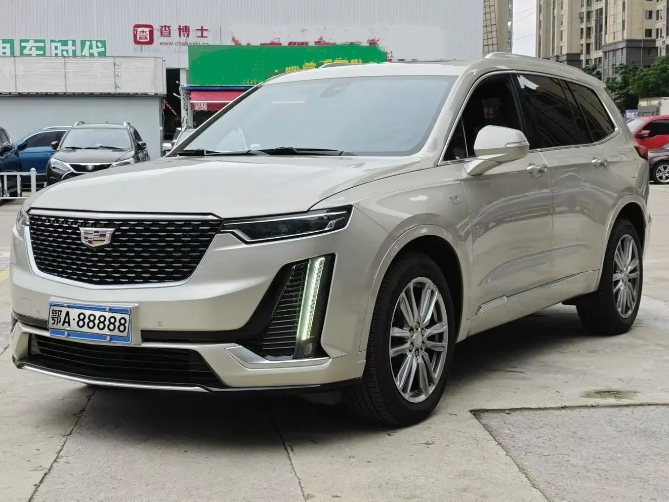 Cadillac XT6