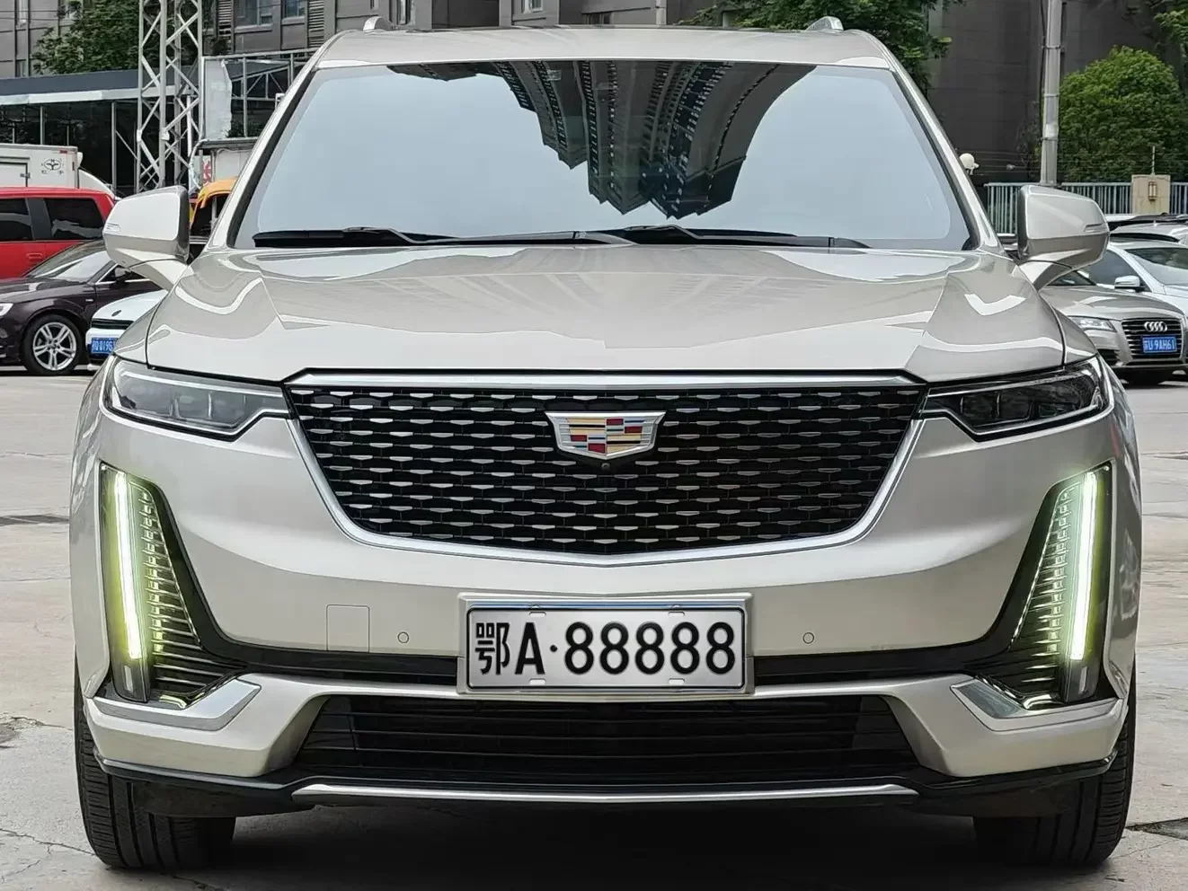 Cadillac XT6