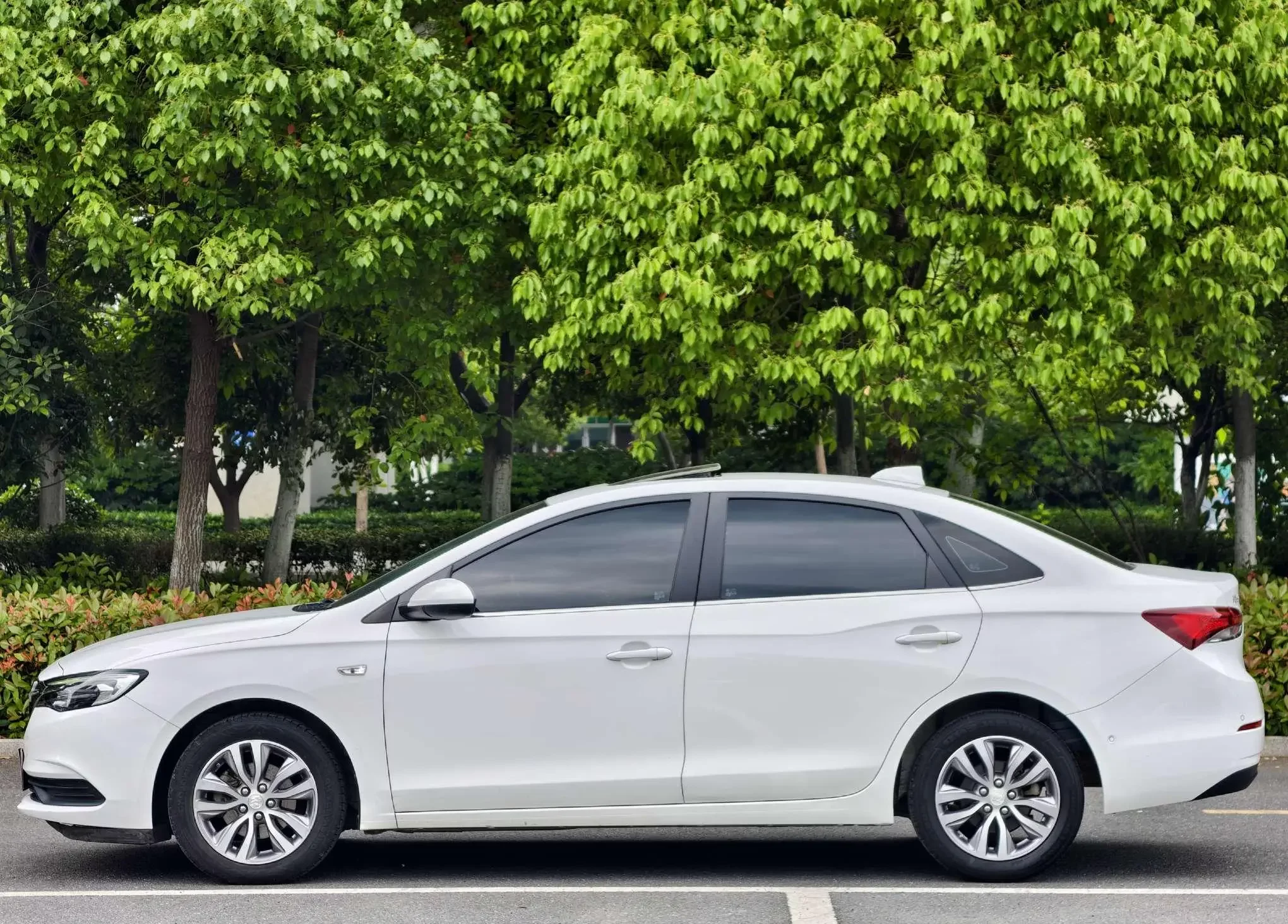 Buick Yinglang