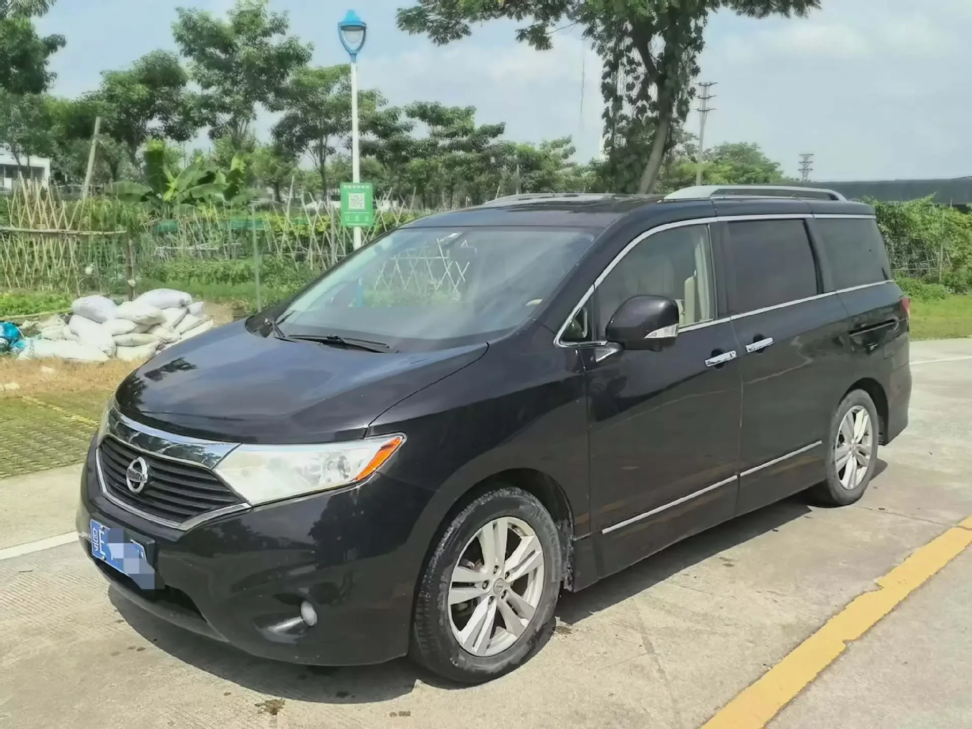 Nissan nobleman  из Китая