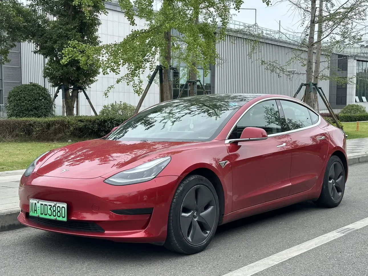 Tesla Model 3  из Китая