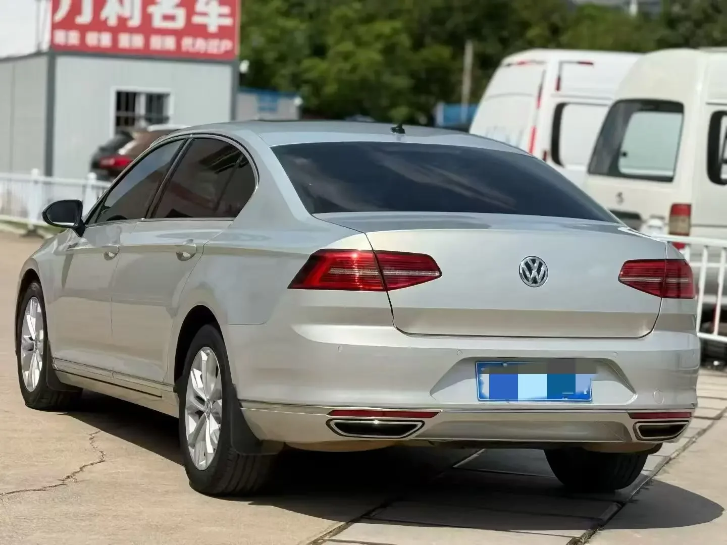 Volkswagen Magotan