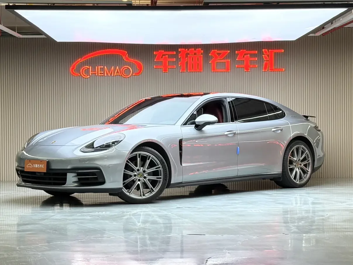 Porsche Panamera  из Китая