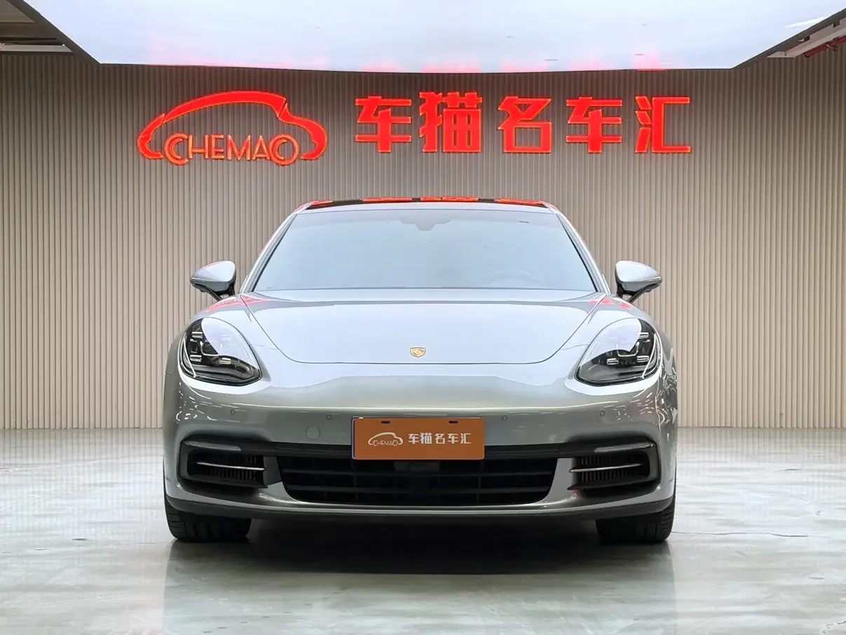 Porsche Panamera  из Китая