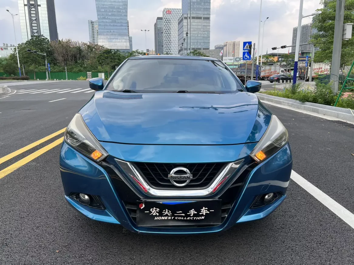 Nissan bluebird  из Китая