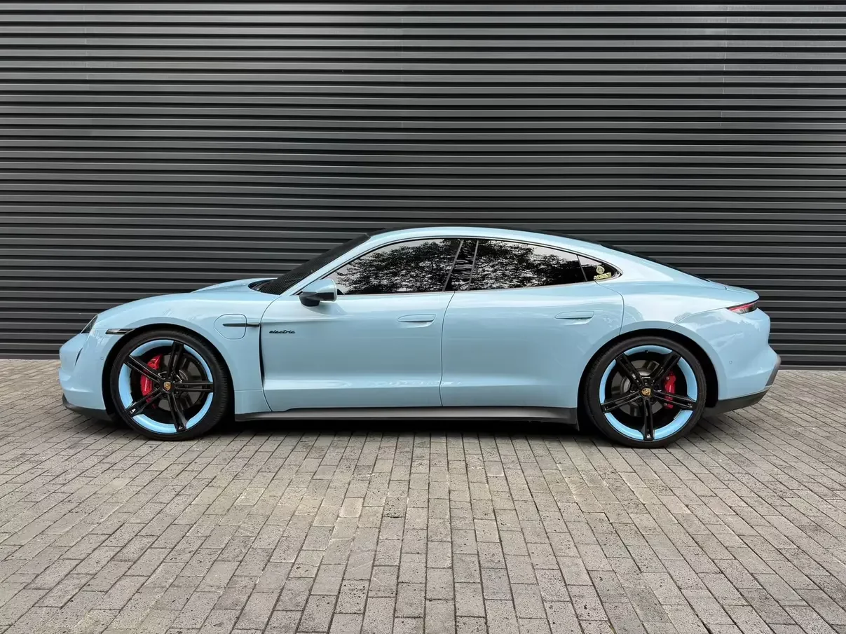 Porsche Taycan