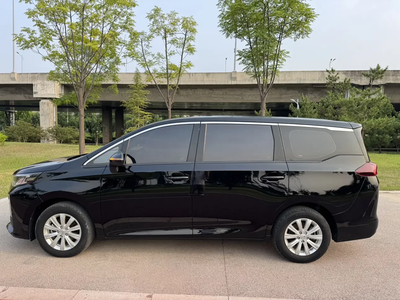 GAC Trumpchi M6