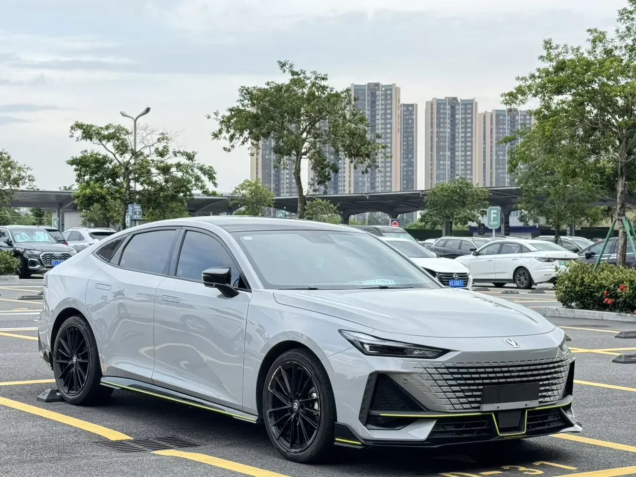 Changan UNI-V
